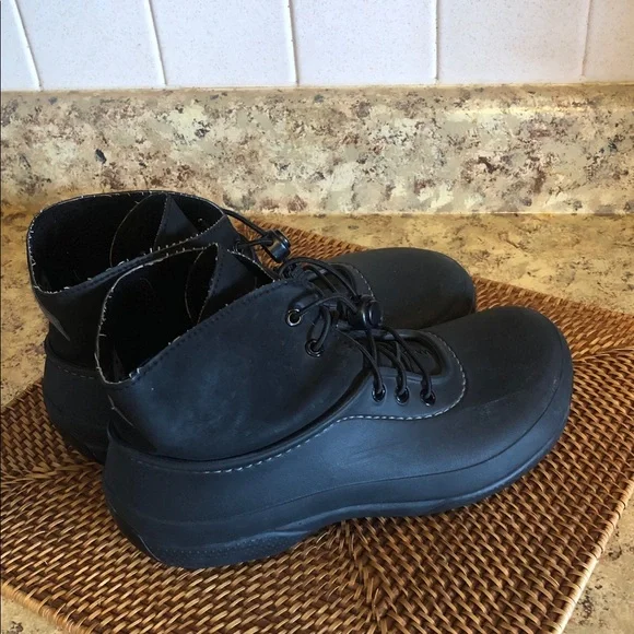 CROCS Black Rain & Snow Boots - Picture 4 of 5